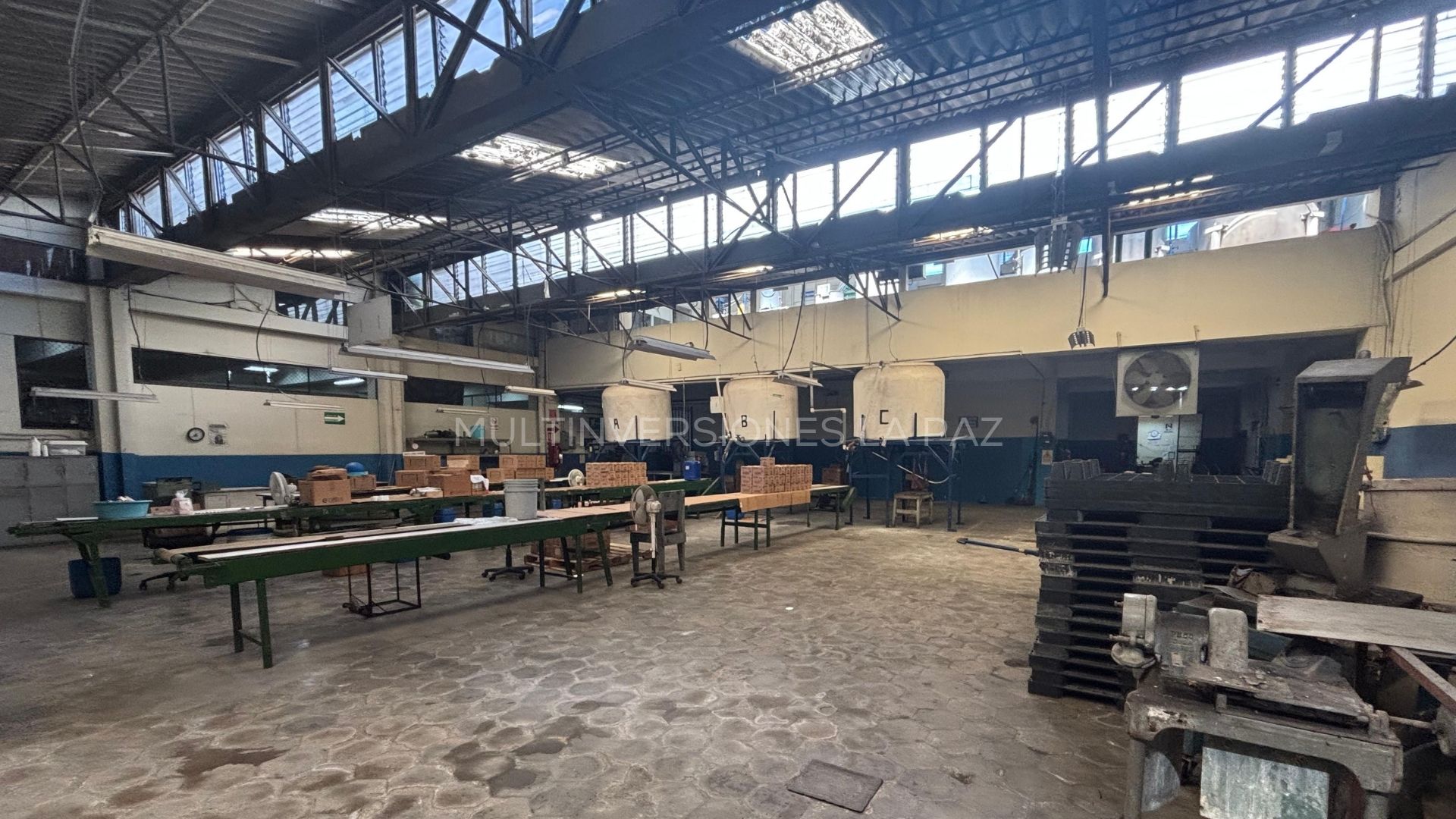 Edificio Corporativo - Av Olimpica